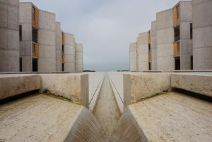 Carlos-Julio-Heydra-Castillo-Arquitectura-Brutalista.jpeg