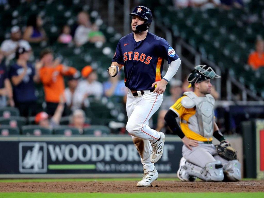 Chas-McCormick-se-une-a-ligas-menores-de-Cachorros.jpg