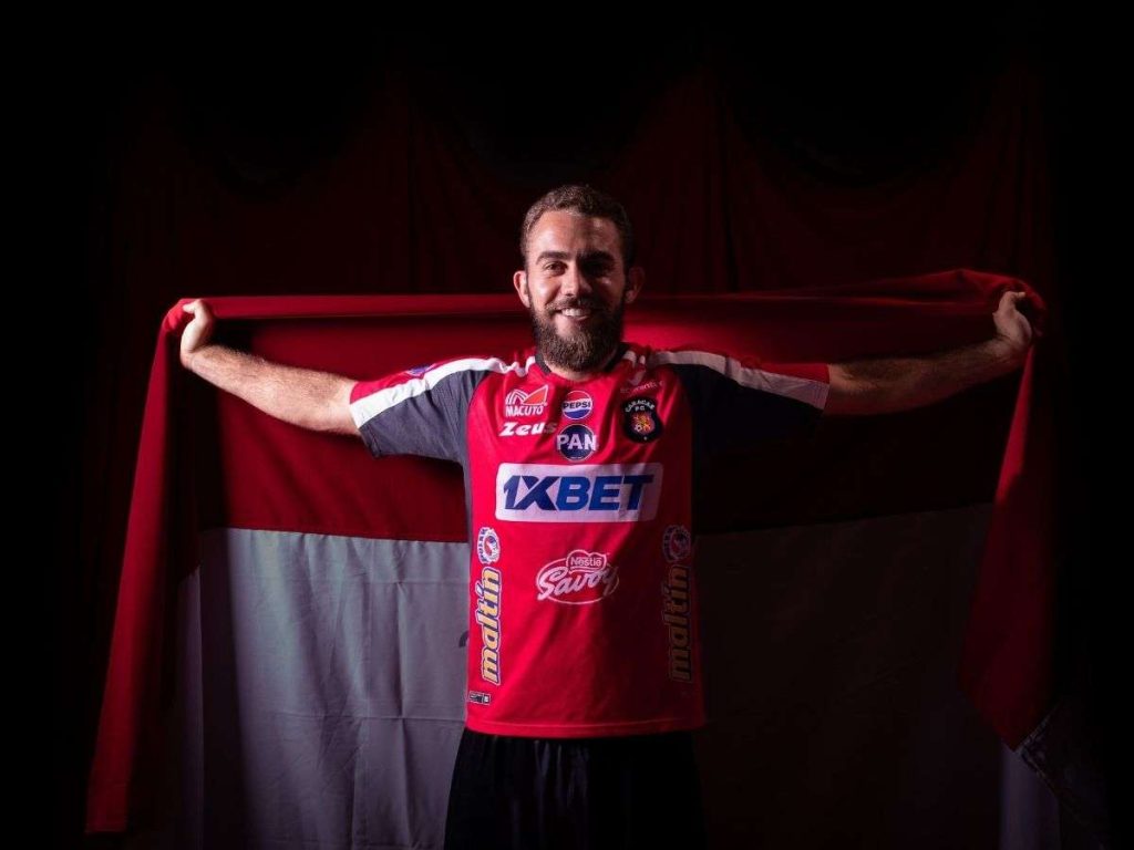 Christian-Larotonda-defendera-los-colores-del-Caracas-FC.jpg