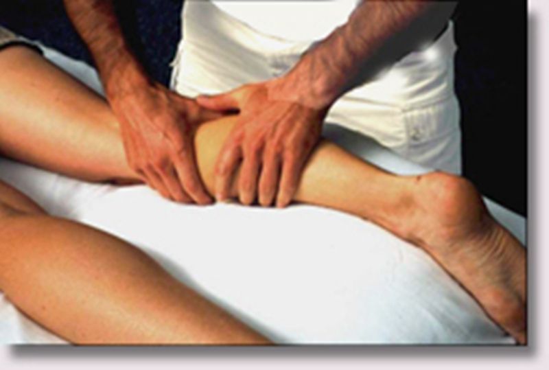 Drenaje-linfatico-versus-masaje-deportivo-intenso-en-la-recuperacion-muscular.jpeg