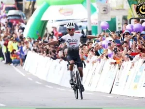 Emmanuel-Viloria-brillo-en-la-Vuelta-al-Tachira.jpg