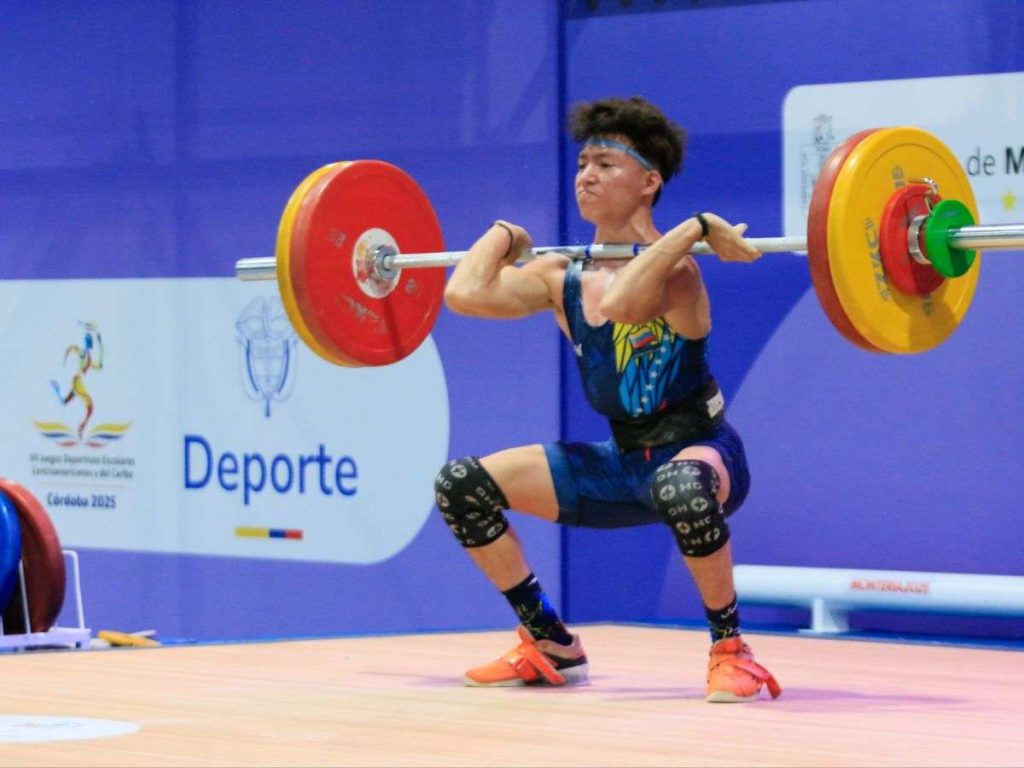 Halterofilia-juvenil-y-junior-salta-a-la-plataforma.jpg