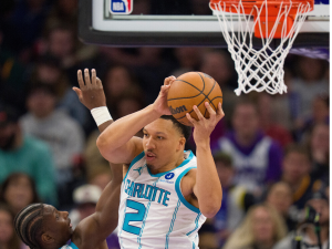Hornets-logran-aplastante-ventaja-en-victoria-ante-Utah.png