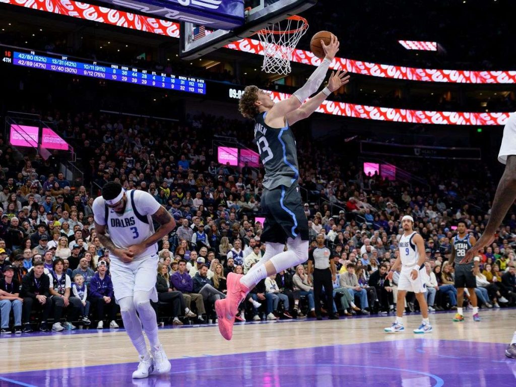 Jazz-logra-ajustada-victoria-ante-Mavericks.jpg