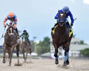 Jockey-Yoalbert-Coa-ira-a-centro-de-rehabilitacion.jpg