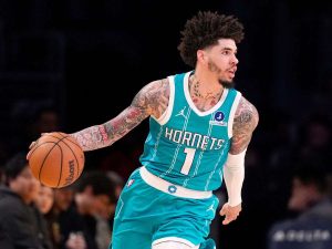 LaMelo-Ball-comando-triunfo-de-los-Hornets.jpg