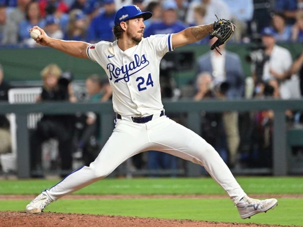 Los-Rockies-se-refuerzan-con-Michael-Lorenzen.jpg
