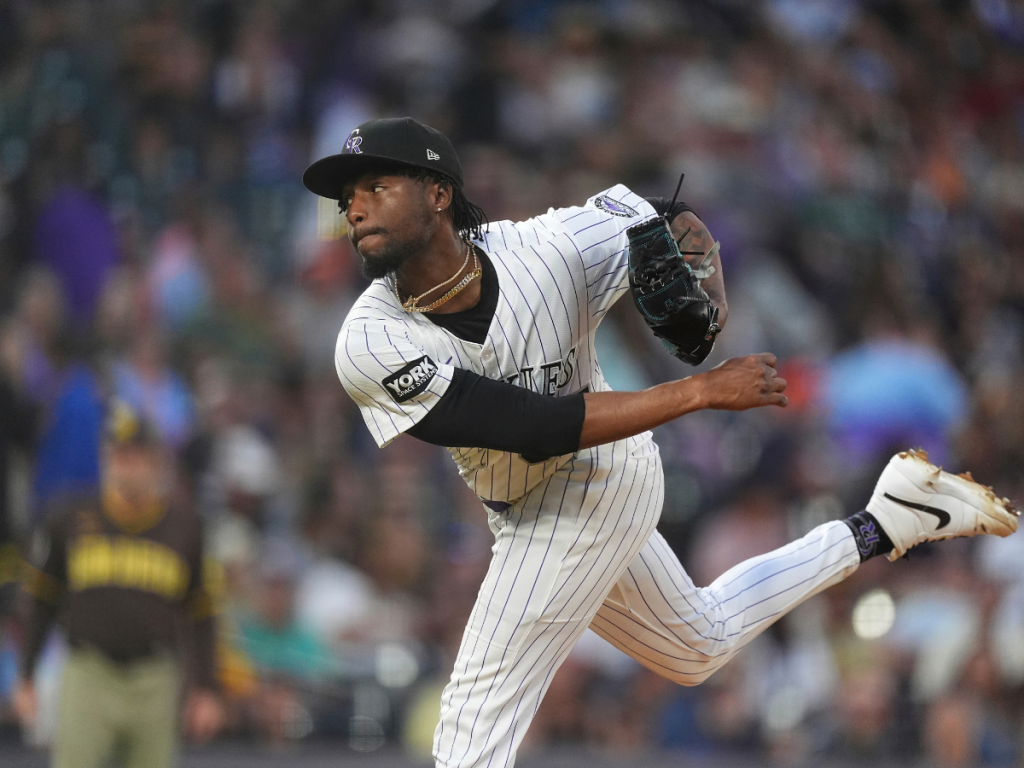 Los-Yankees-pactaron-con-Colorado-para-tener-a-Angel-Chivilli.png