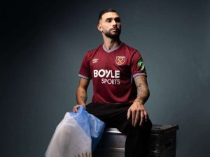 Taty-Castellanos-firma-con-el-West-Ham.jpg