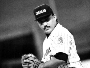 Urbano-Lugo-Unico-con-no-hit-no-run-en-final.jpg