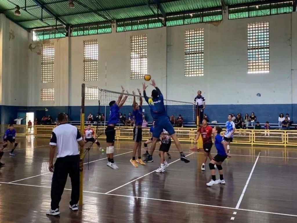 Voleibol-masculino-sub-17-por-boleto-mundial.jpg