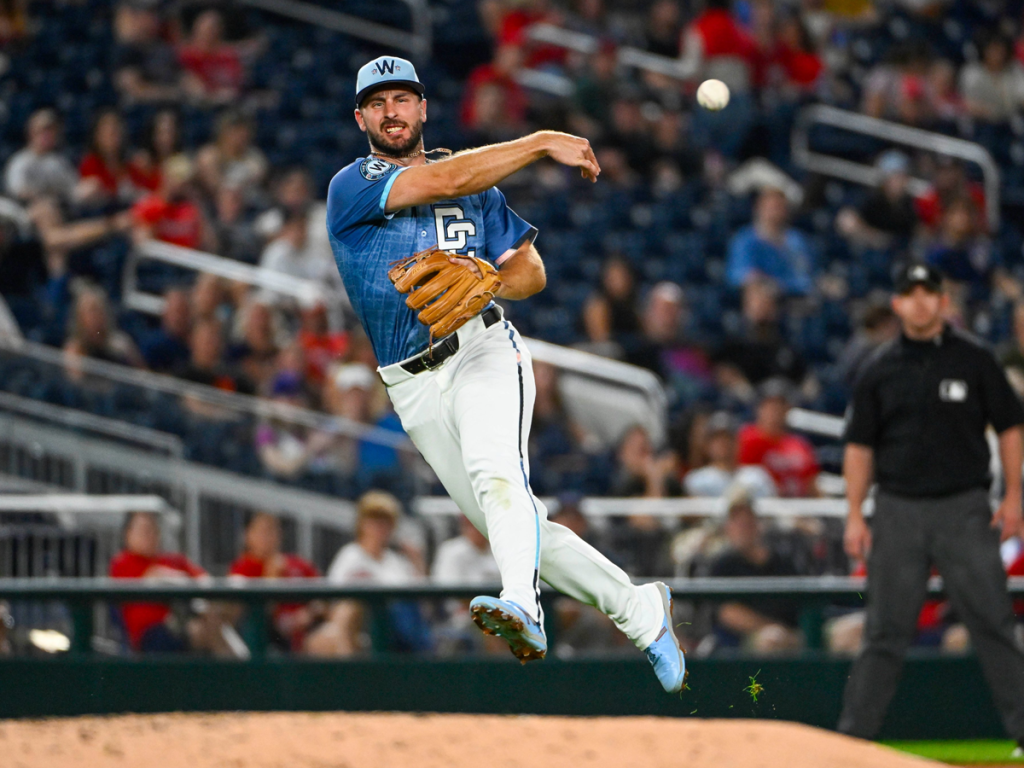 Yankees-alcanzan-acuerdo-de-Liga-Menor-con-Paul-DeJong.png
