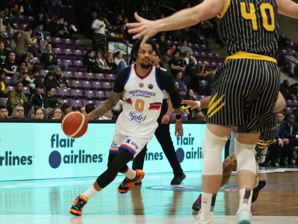 Branden-Lee-Frazier-se-suma-a-Marinos.jpg