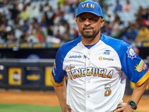 Cesar-Izturis-Nunca-agachamos-la-cabeza.jpg