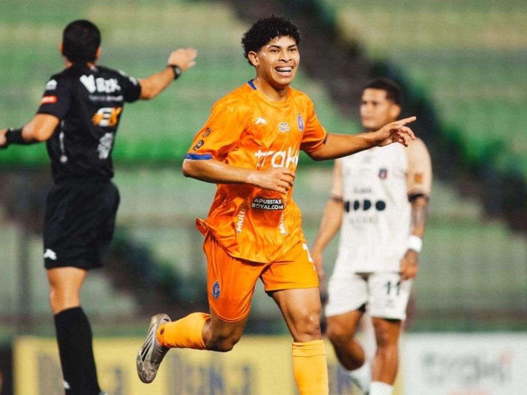 Chamos-marcan-la-pauta-en-primera-fecha-del-Futve.jpg