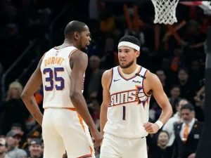 Devin-Booker-es-baja-con-los-Suns.jpg