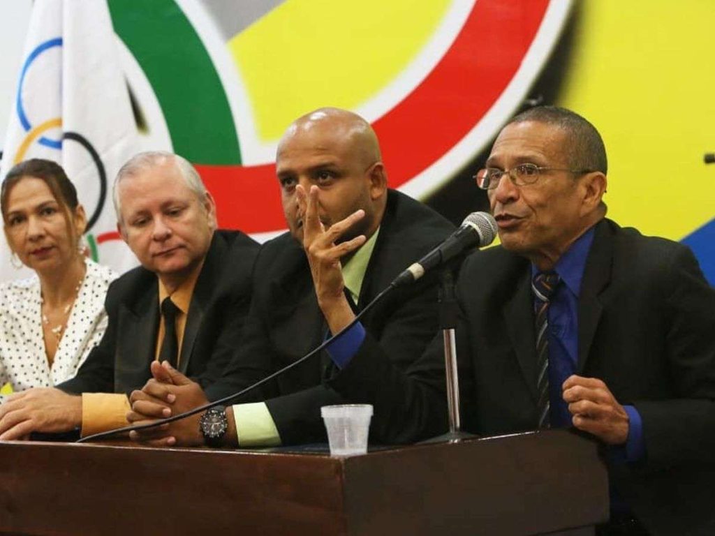 Fallecio-el-reconocido-periodista-Humberto-Acosta.jpg