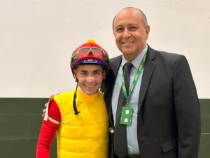 Humberto-Correia-logro-dos-fotos-claves-en-el-5-y.png