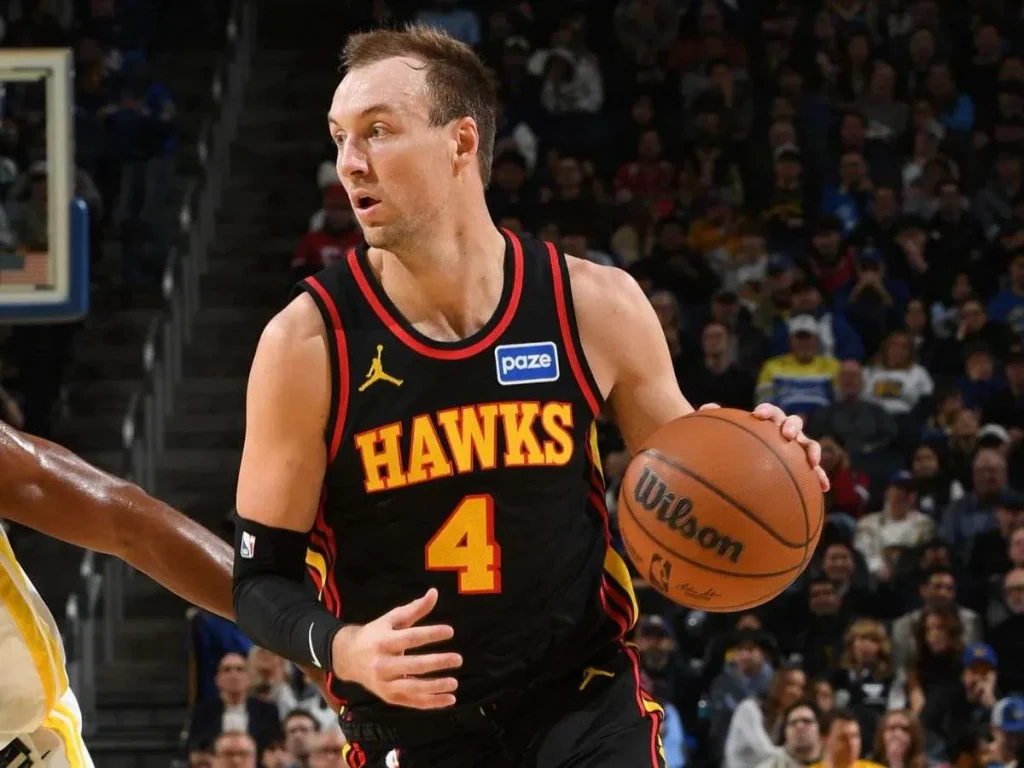 Lakers-adquieren-a-Luke-Kennard-desde-los-Hawks.jpg