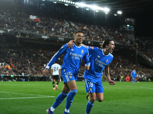 Real-Madrid-se-impone-y-sigue-en-busca-de-la.png