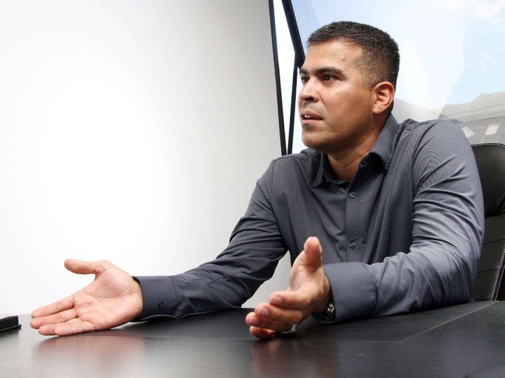 Robinson-Chirinos-apuesta-por-Venezuela.jpg