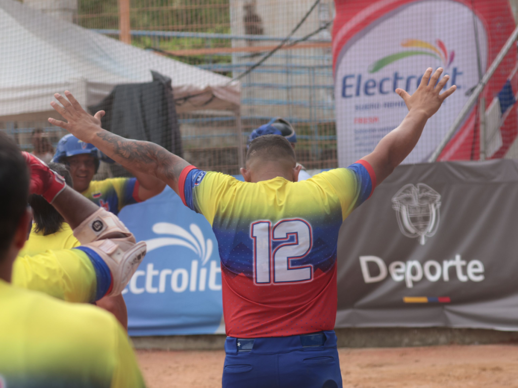 Team-Softbol-doblego-a-Dominicana-en-la-Super-Ronda.png