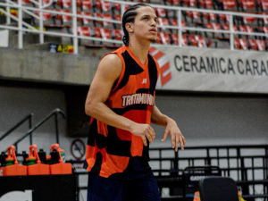 Trotamundos-incorporo-a-Anthony-Reyes.png