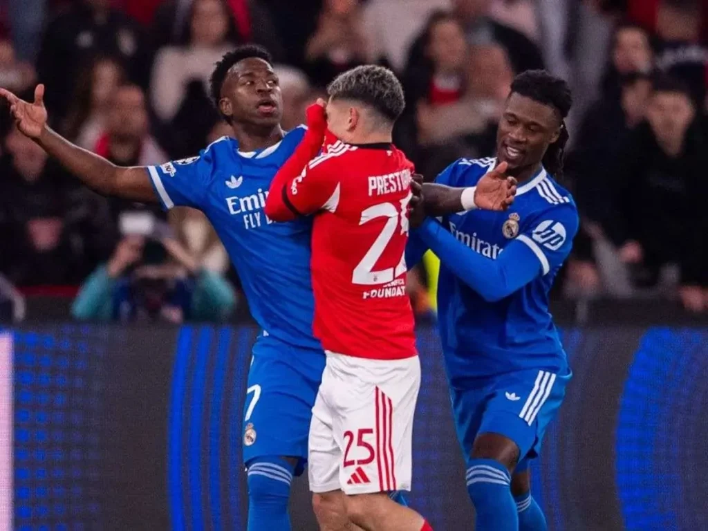 UEFA-suspende-provisionalmente-a-Gianluca-Prestianni.jpg