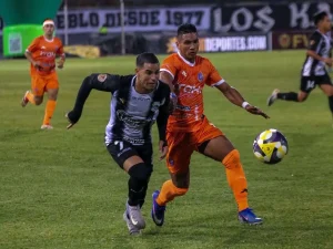 Zamora-y-La-Guaira-igualaron-en-Barinas.jpg
