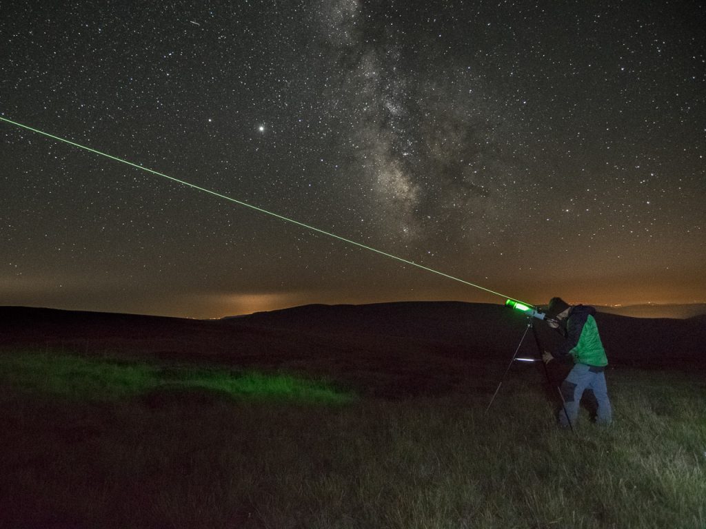 lagunas-alta-montana-y-estrellas-en-Valdeorras.jpg