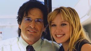 trabajo-con-John-Wayne-fue-padre-de-Lizzie-McGuire-y.png