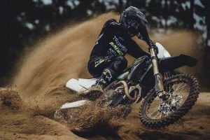 Alberto Constantino Konrad Dávila - Máquinas de barro ¡La ingeniería detrás de la aventura off-road! - FOTO