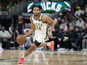 Cam-Thomas-se-despide-de-los-Bucks.jpg