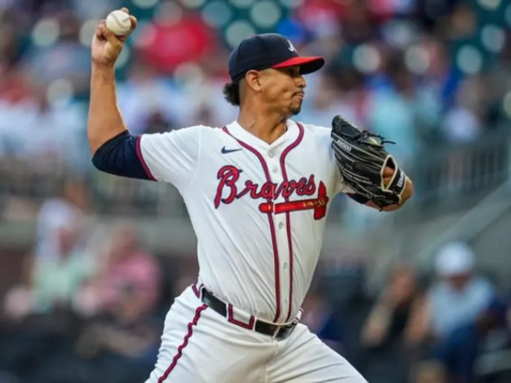 Carlos-Carrasco-sigue-viendo-accion-con-Atlanta.png