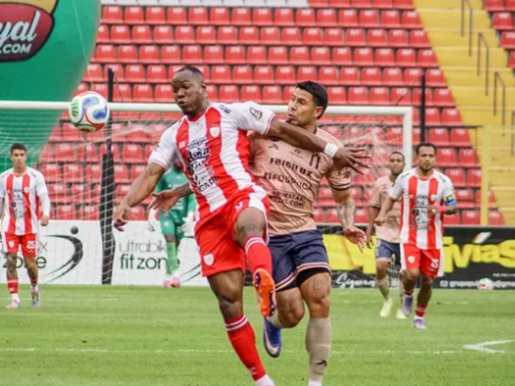Doblete-de-Kevin-Quejada-sorprendio-a-Carabobo.png