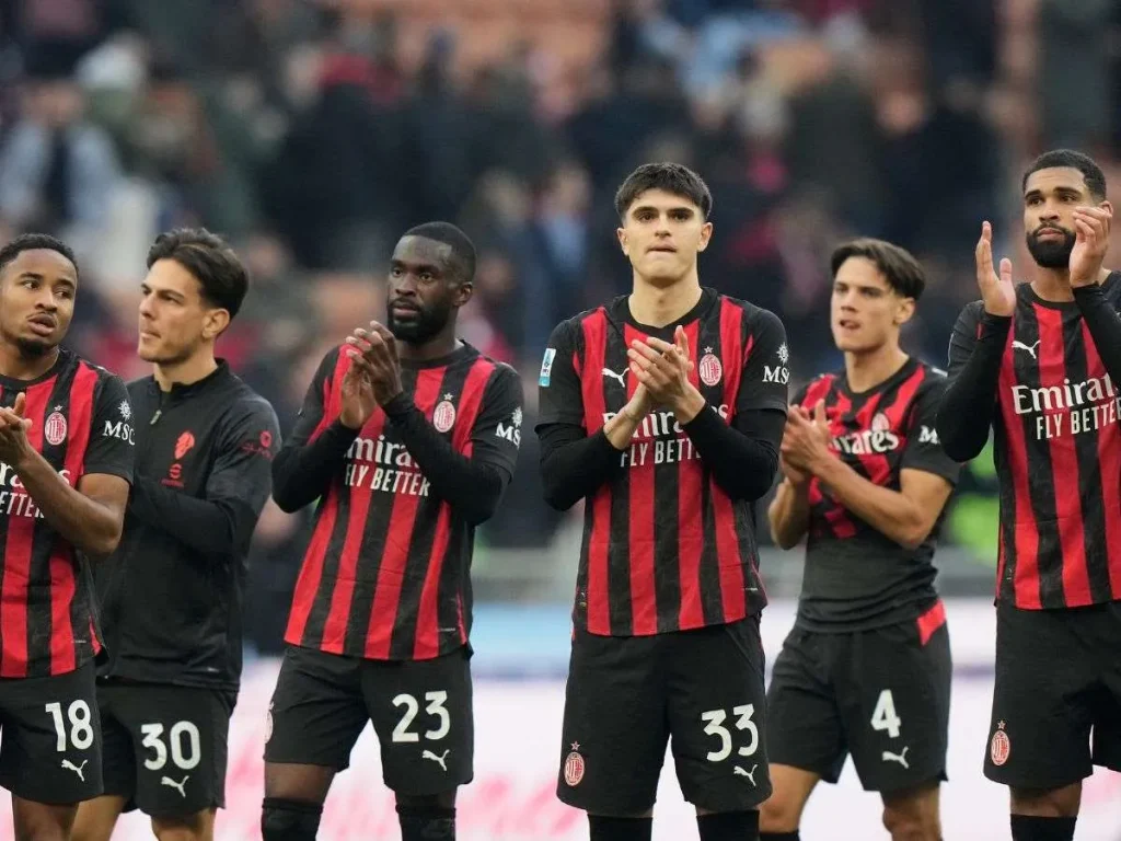 El-Milan-quiere-mantener-viva-la-lucha-por-la-Serie.jpg