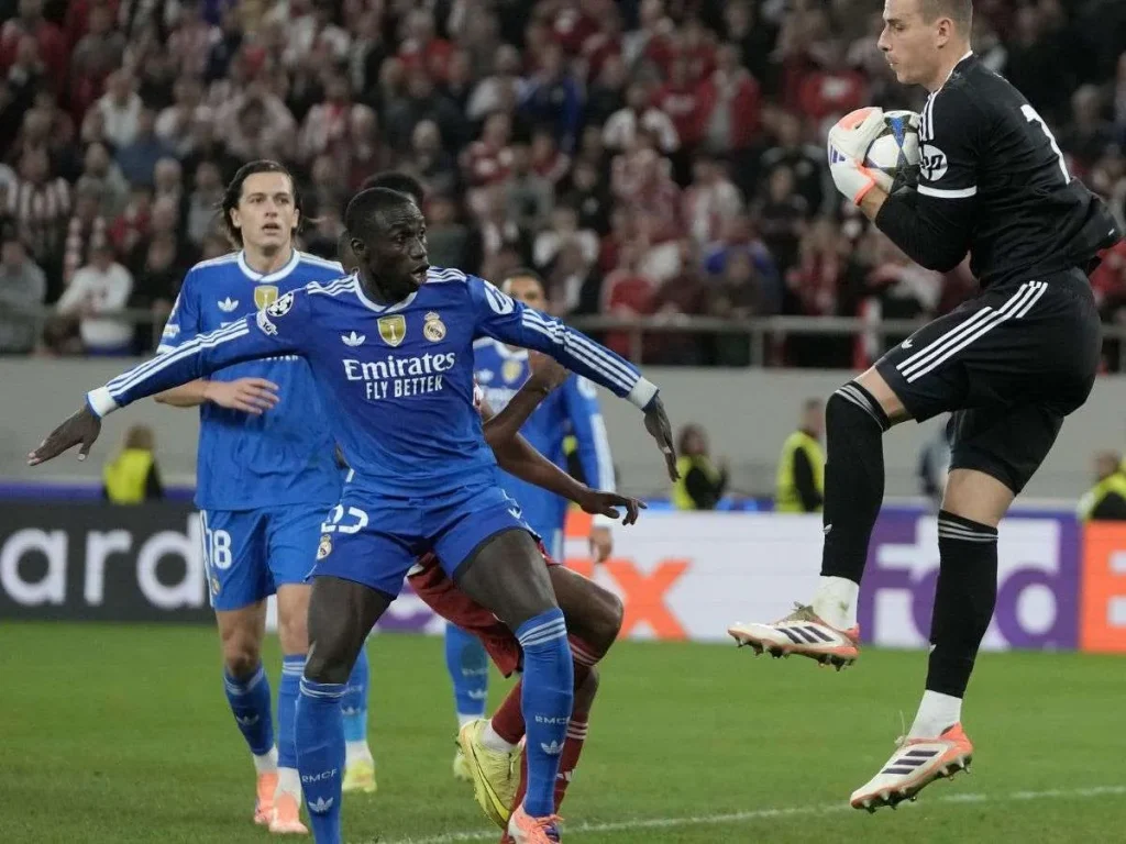 El-Real-Madrid-tiene-malas-noticias-con-Mendy.jpg
