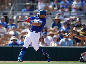 Eliezer-Alfonzo-Jr-busca-ser-batacazo-en-Dodgers.png
