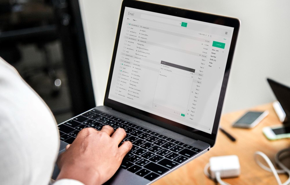 Emails-10-razones-a-conocer-por-las-que-la-bandeja.jpg