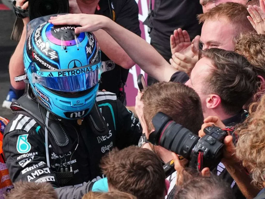 George-Russell-se-lleva-el-GP-de-Australia.jpg