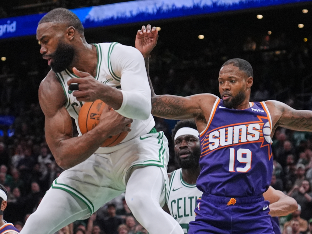 Jaylen-Brown-brilla-y-Boston-somete-a-Phoenix.png
