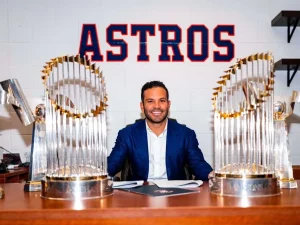 Jose-Altuve-es-el-decano-de-los-bigleaguers-criollos.jpg