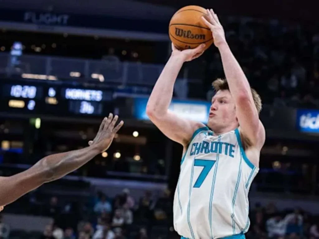 Kon-Knueppel-en-juego-perfecto-ante-Knicks.jpg