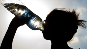 La-hidratacion-en-ninos-y-adolescentes-–-Salud-y-Medicina.png