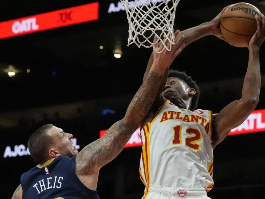 Los-Hawks-arrollan-a-los-Bucks.jpg