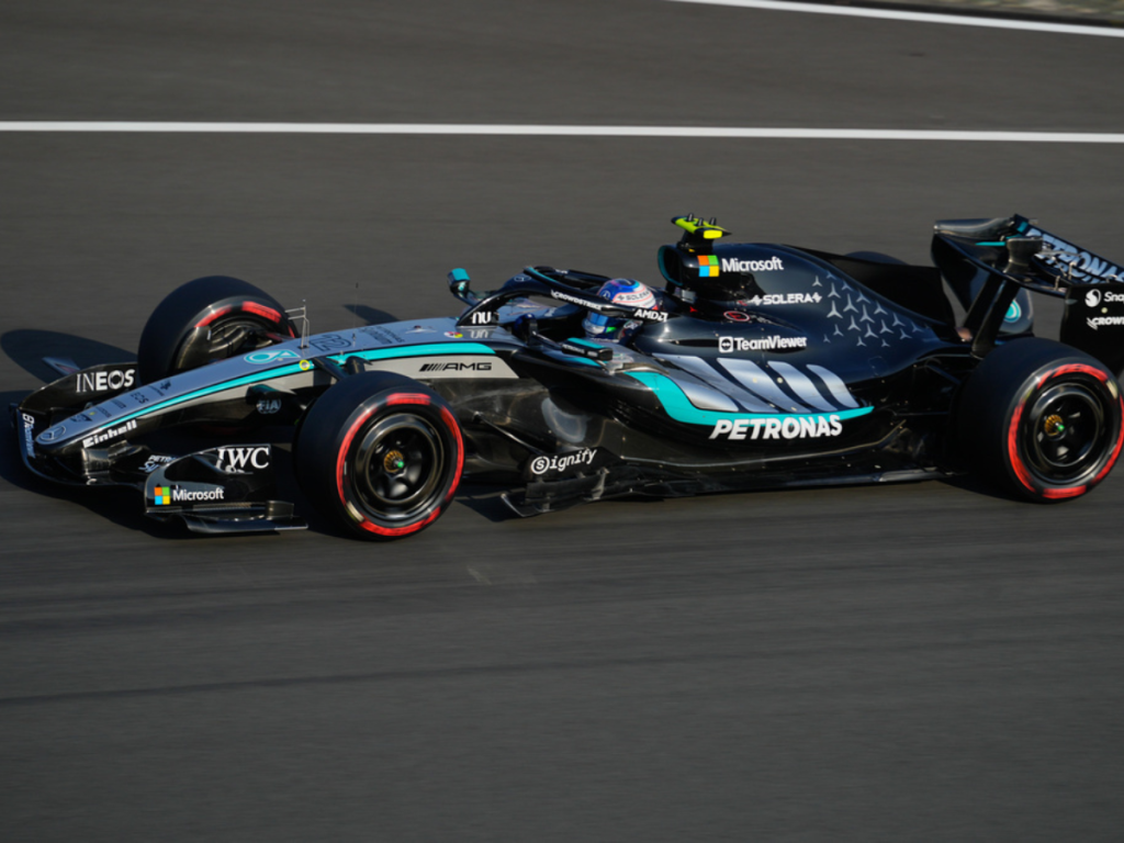 Russell-y-Mercedes-dominaron-la-clasificacion-al-sprint.png