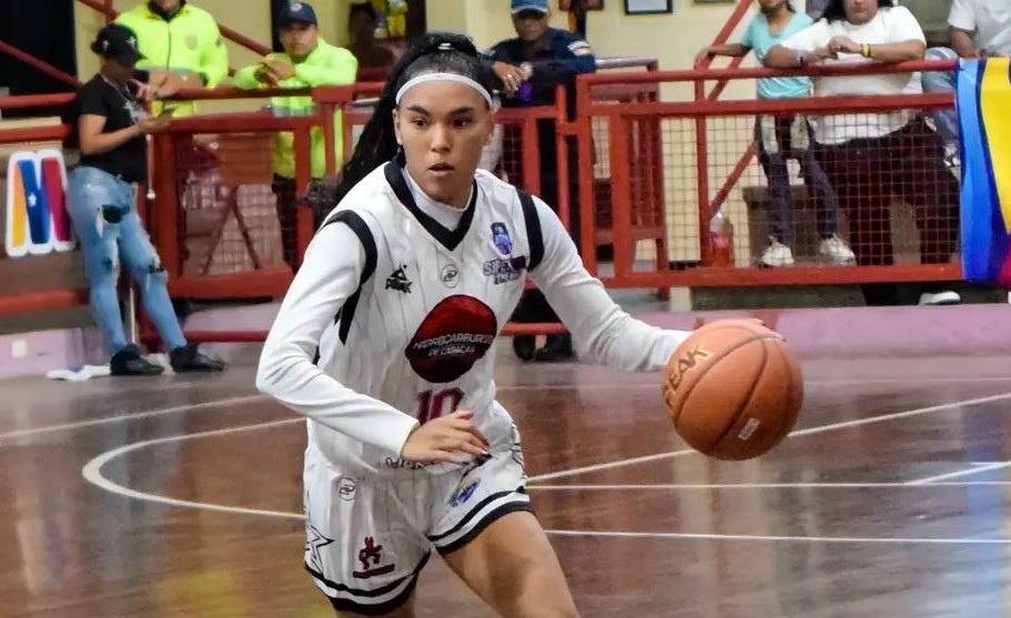 Superliga-femenina-de-baloncesto-ganaron-Hidrocarburos-Costaneras-Caribenas-y-Gemelas.jpg