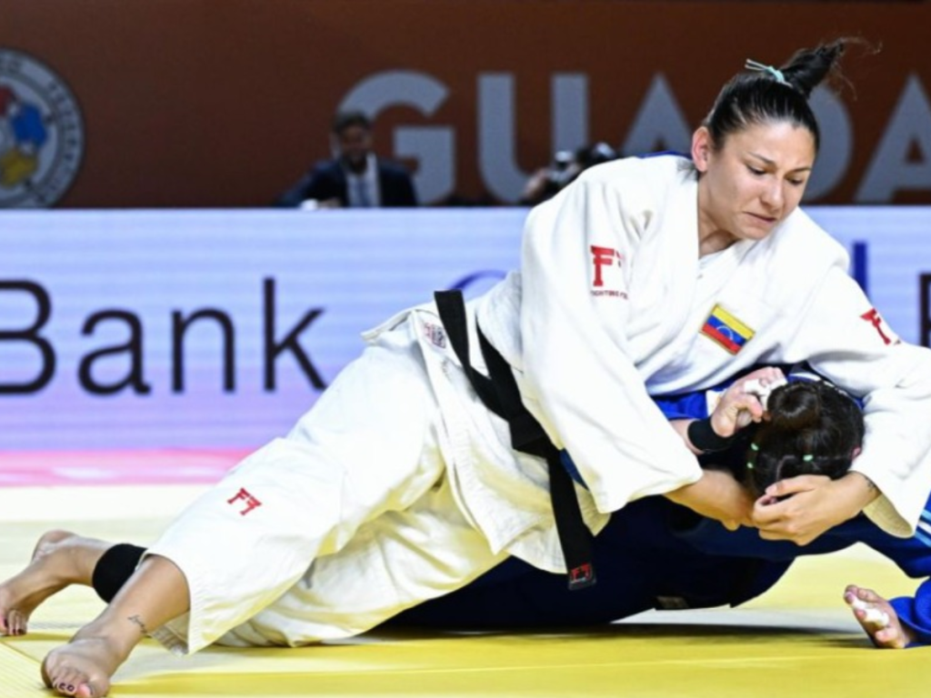 Torrencial-de-medallas-para-judo.png
