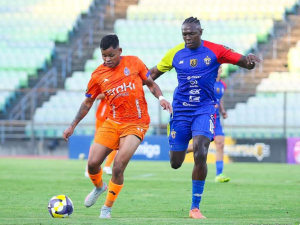UCV-sale-a-defender-el-liderato-ante-La-Guaira.png