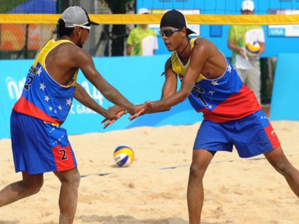 Voleibol-de-playa-en-el-circuito-suramericano.png